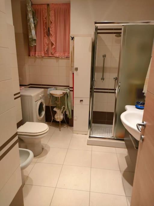 Apartamento A Casa Di Anri Turín Exterior foto